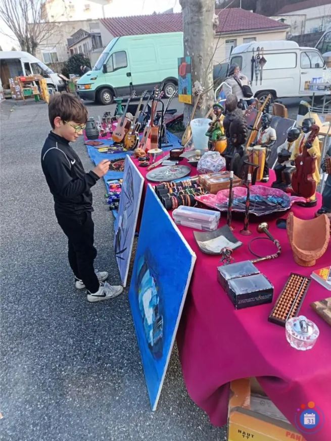 Brocante hebdomadaire de Foix